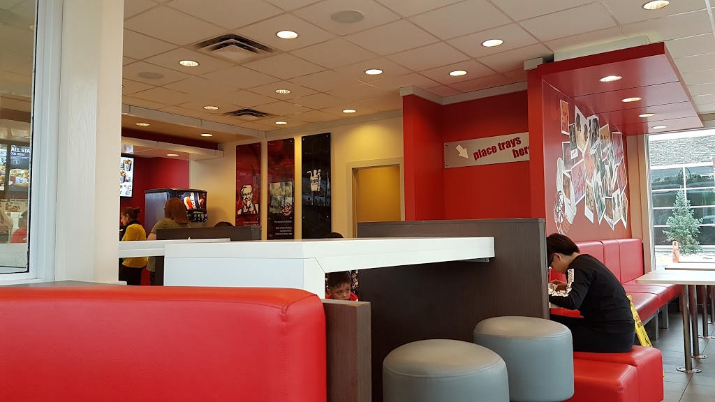 KFC | 5012 16 Ave NW, Calgary, AB T3B 0N3, Canada | Phone: (403) 286-4413