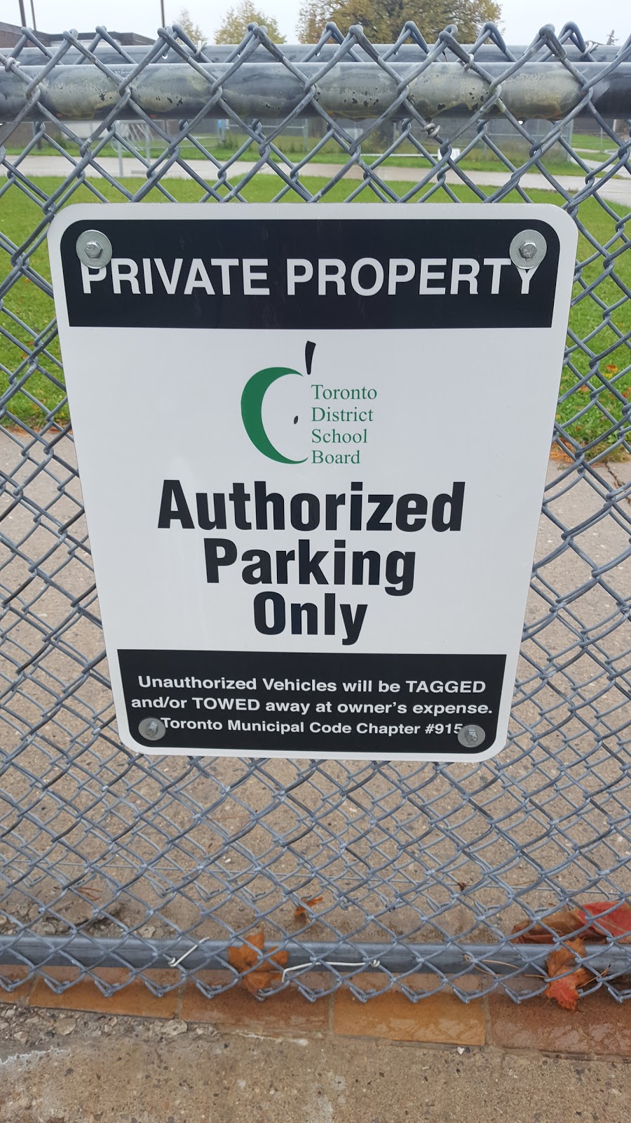 Blacksmith Public School | 45 Blacksmith Crescent, North York, ON M3N 1B5, Canada | Phone: (416) 395-2060