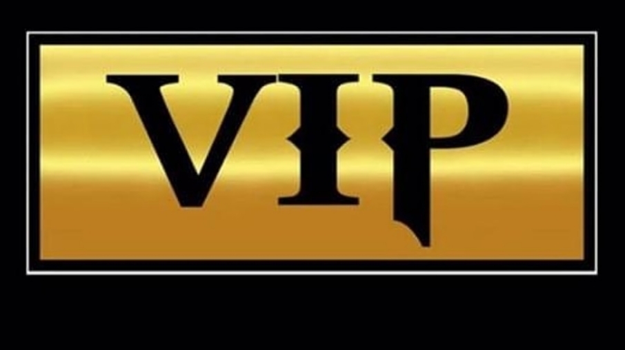 VIP PRODUCTIONS CUSTOM CLOTHING AND MORE | 1712 Dundas St, London, ON N5W 3E3, Canada | Phone: (226) 929-9042
