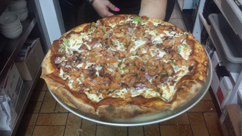 Resto Le St-Sulpice | 714 Rue Notre-Dame, Saint-Sulpice, QC J5W 3X2, Canada | Phone: (450) 589-4884