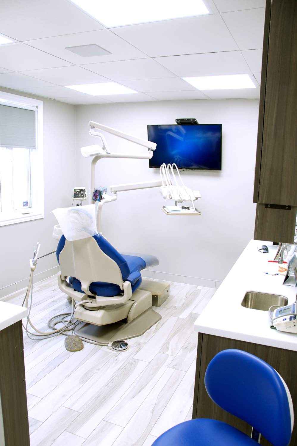 88 Finch East Dental Centre 88 Finch Ave E, North York, ON M2N 4R5