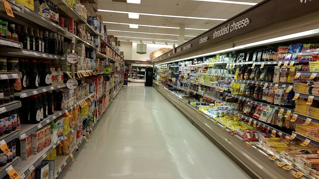 McDaniels Your Independent Grocer | 200 Grant Carman Dr, Nepean, ON K2E 7Y2, Canada | Phone: (613) 727-1672