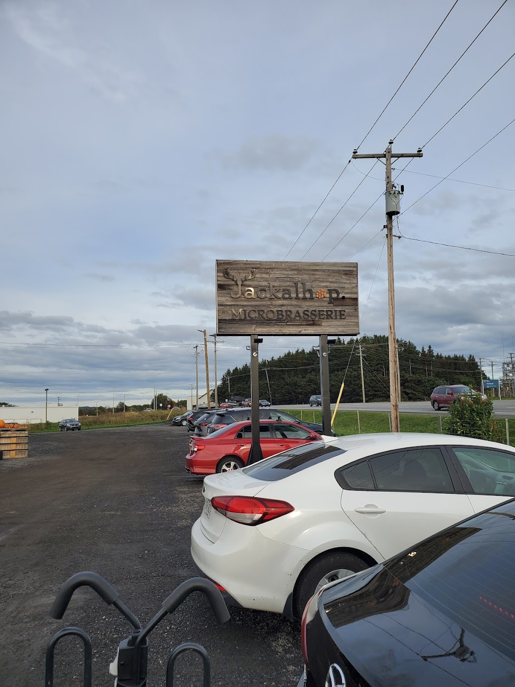 Jackalhop Microbrasserie | 775 QC-116 Ouest, Plessisville, QC G6L 2Y2, Canada | Phone: (819) 252-5225