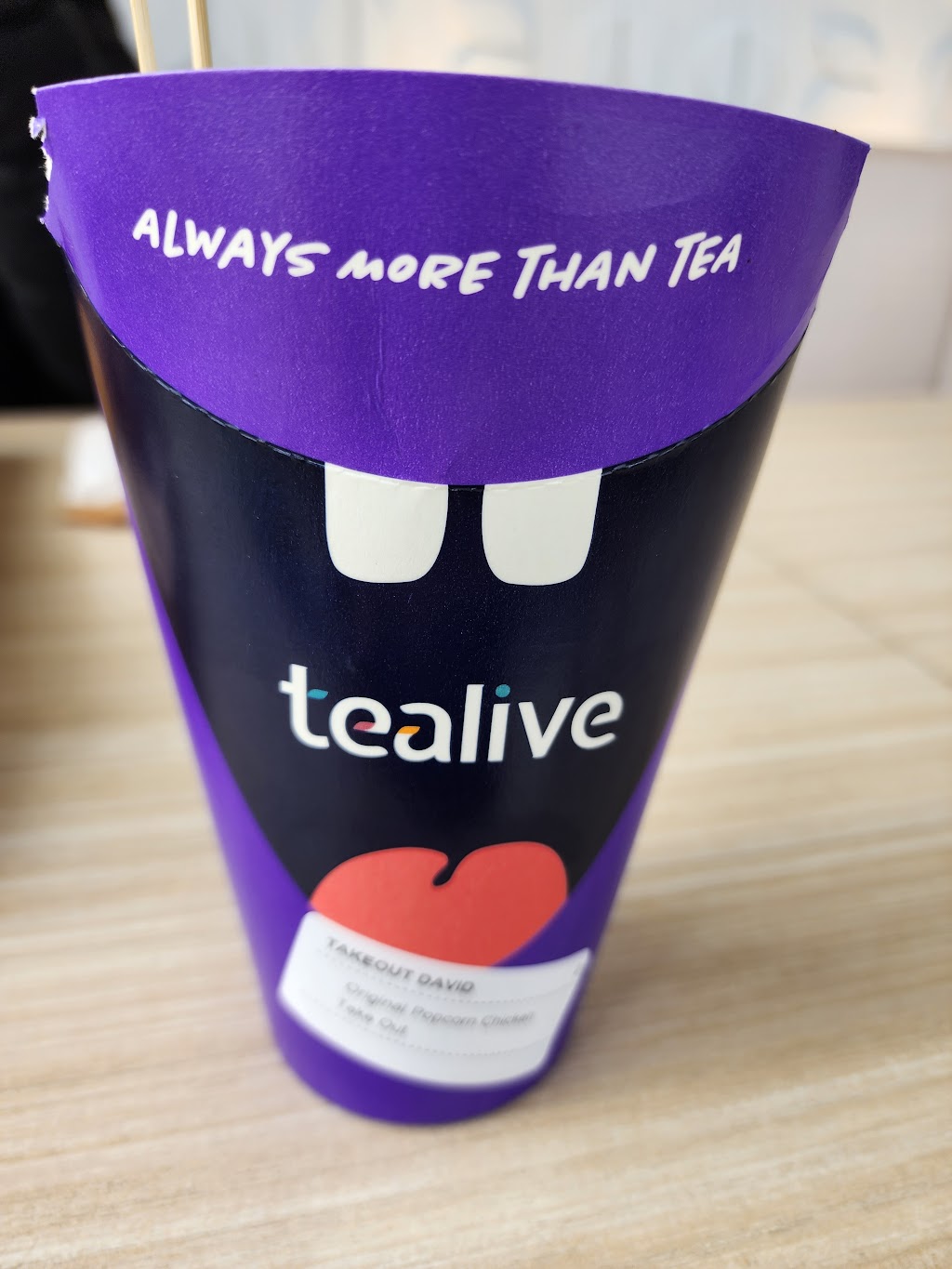 Tealive | 1930 Innes Rd, Gloucester, ON K1B 3K5, Canada | Phone: (613) 742-7878