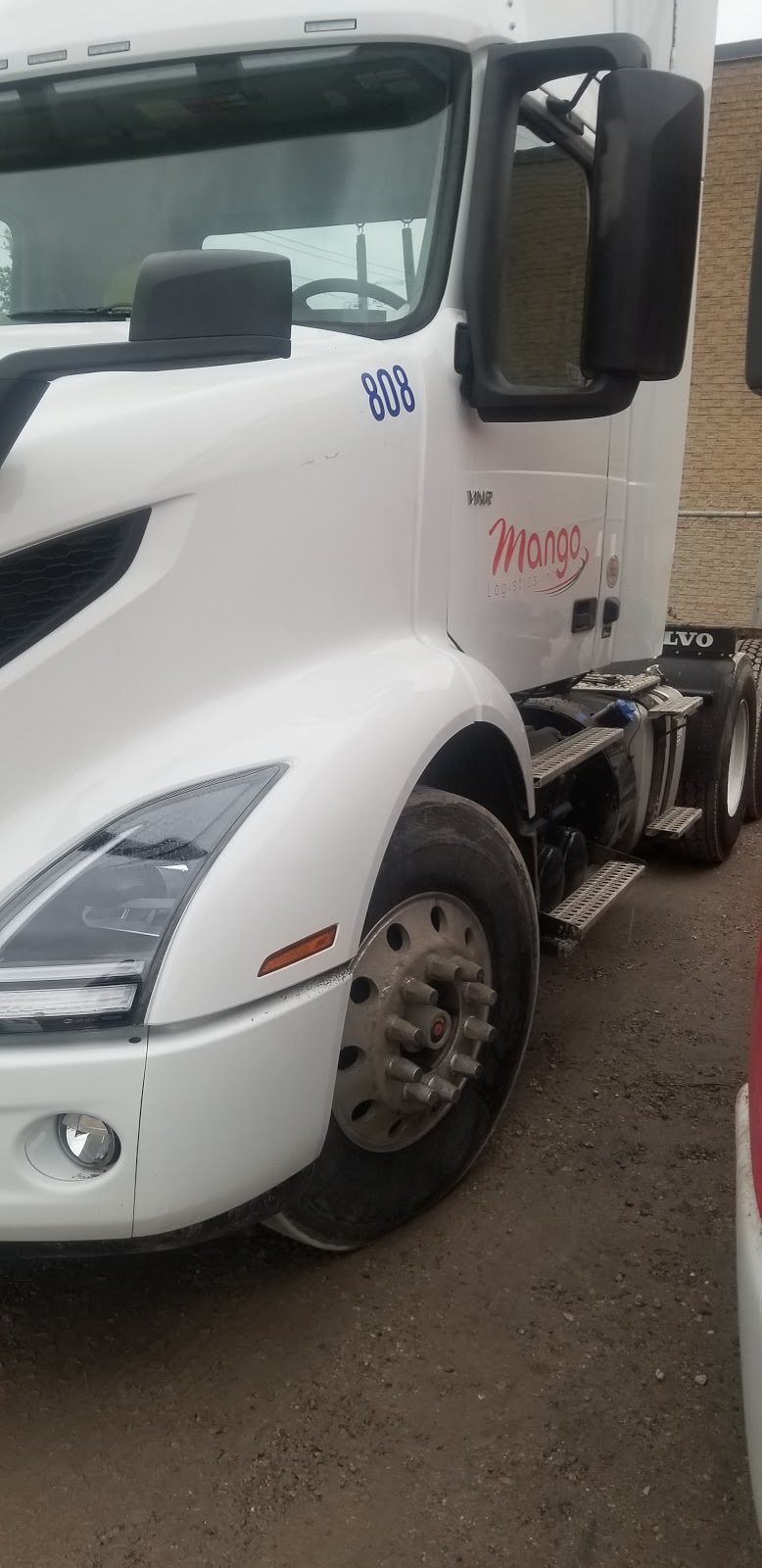 410 & Derry Truck and Trailer Repair Inc. | 7120 Pacific Cir, Mississauga, ON L5T 2A6, Canada | Phone: (905) 364-7777