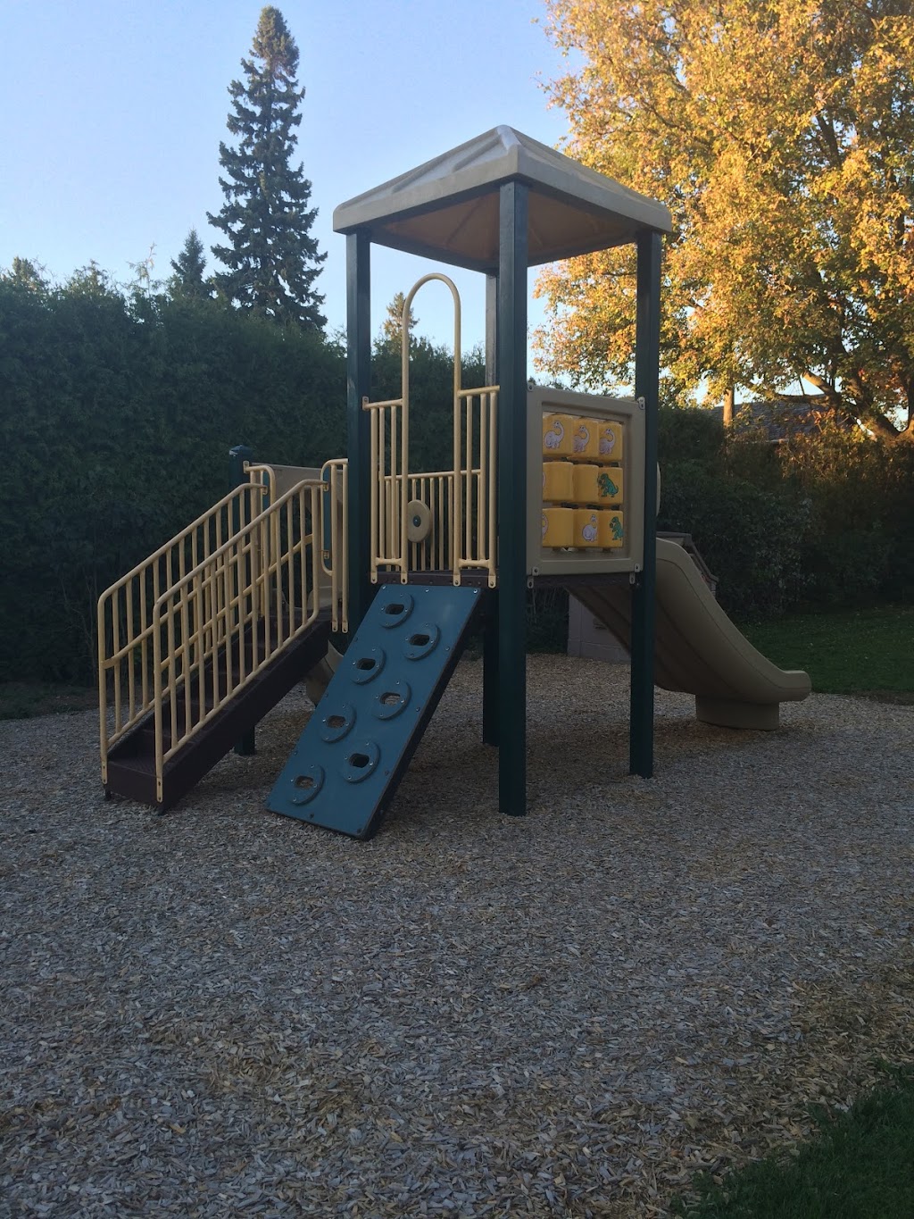 Village Child Care Centre | 2976 Charleston Sideroad, Caledon Village, ON L7K 0V8, Canada | Phone: (519) 927-3000