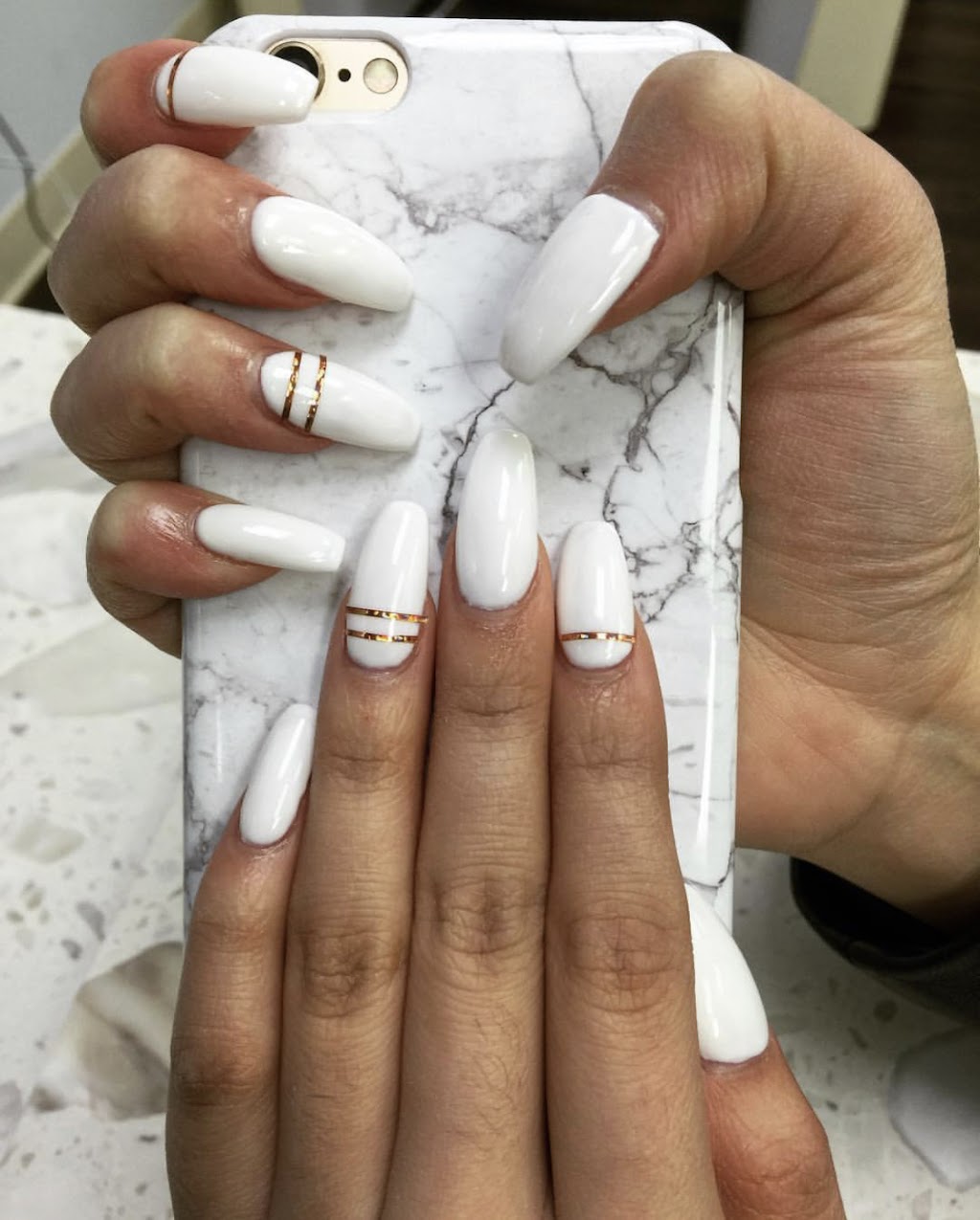 Gibsons Nail Spa | 900 Gibsons Way, Gibsons, BC V0N 1V7, Canada | Phone: (604) 840-9696