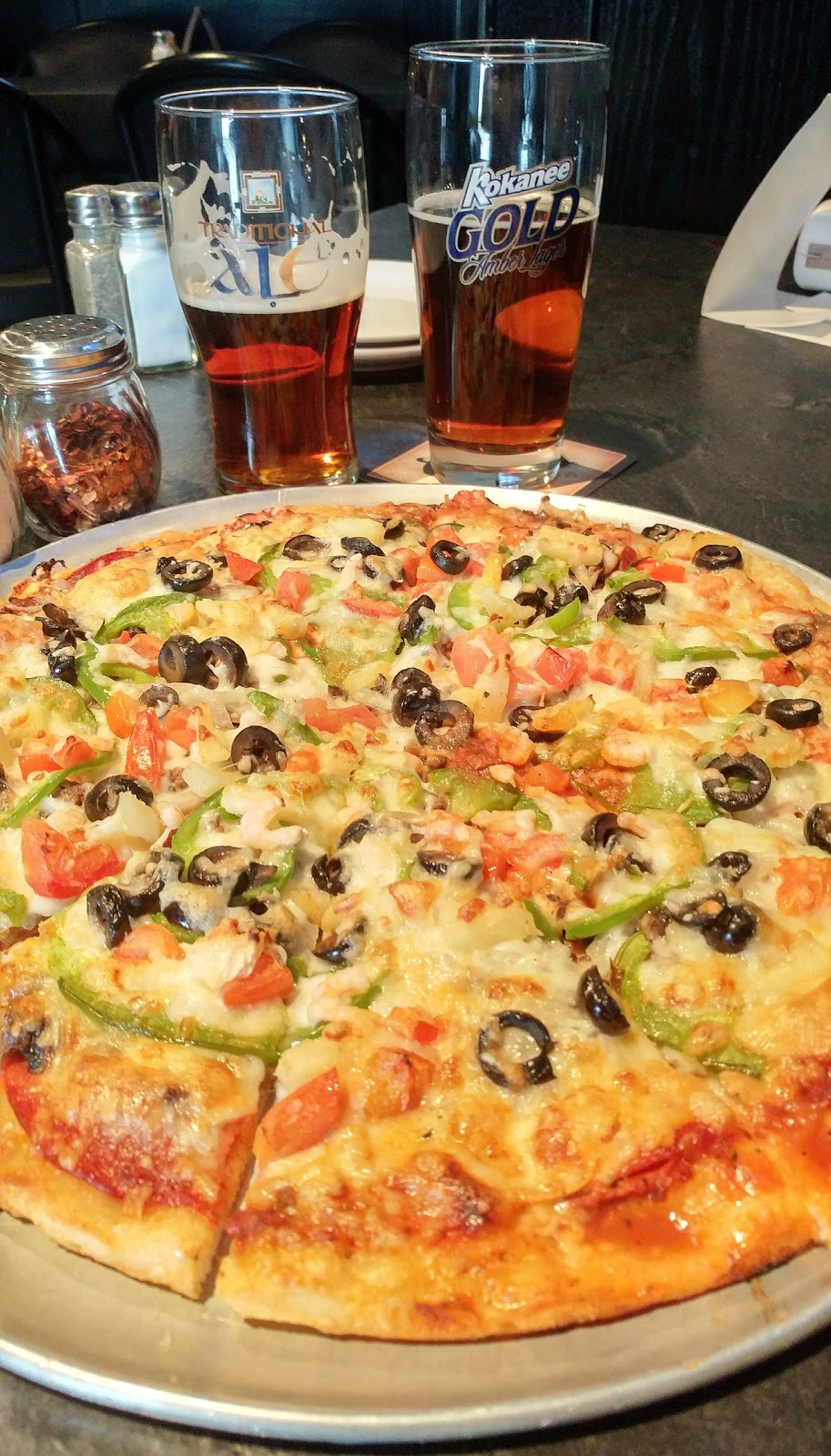 Stavros Pizza & Sports Bar | 5-7750 Ranchview Dr NW #5, Calgary, AB T3G 1Y9, Canada | Phone: (403) 239-5531