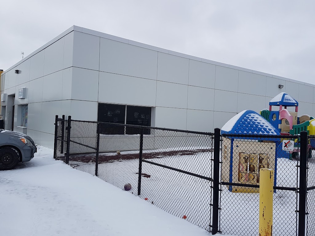 Leslie Street Daycare | 1111 Stellar Dr #9, Newmarket, ON L3Y 7B8, Canada | Phone: (905) 853-1074