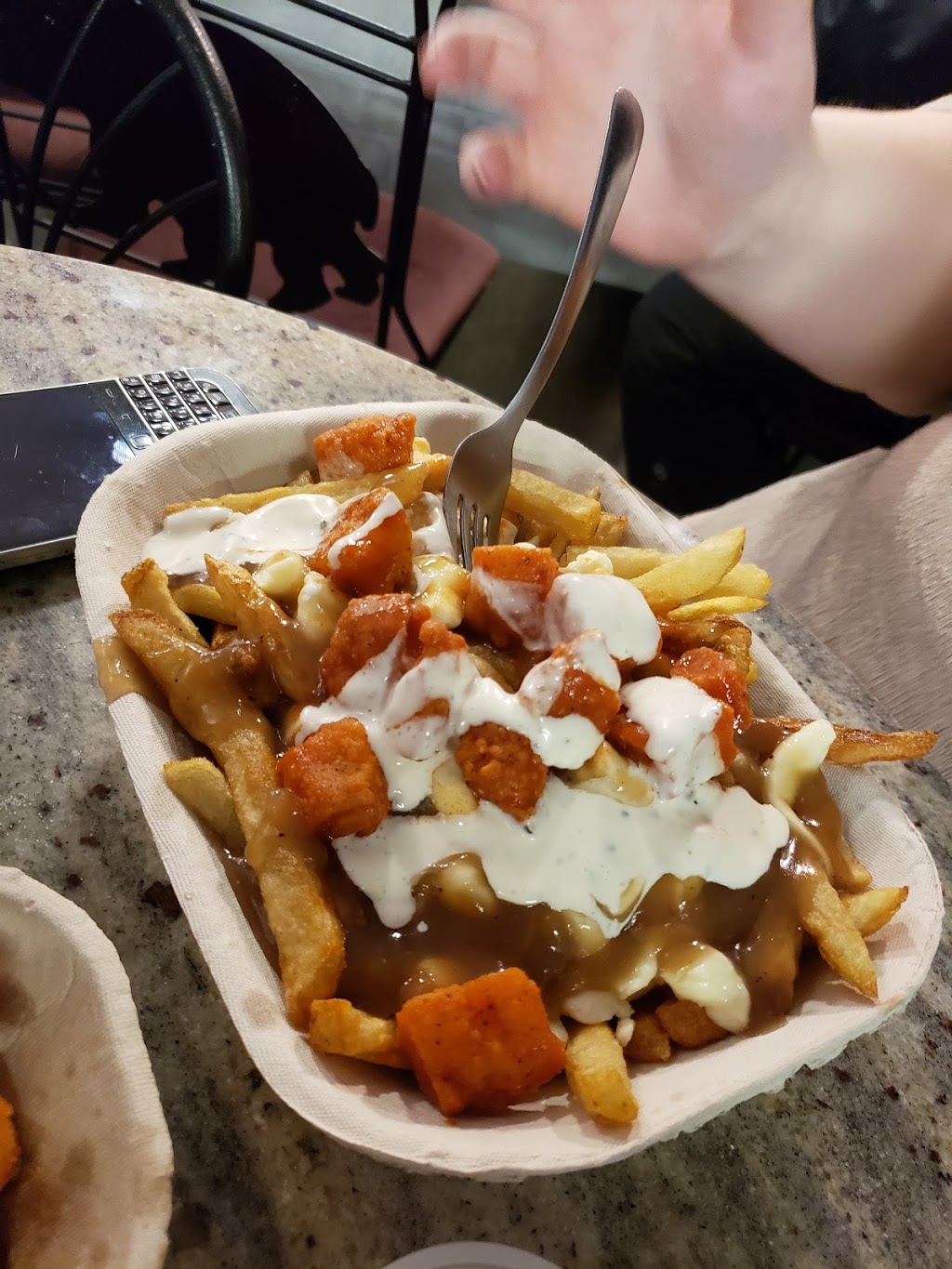 Chez Joe Poutine | 3170 Creekside Way, Sun Peaks, BC V0E 5N0, Canada | Phone: (250) 578-8563