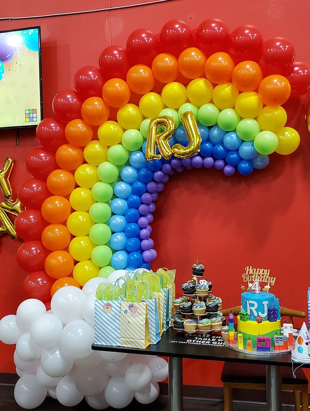 Famtastic Party Inc. | 29 Tuscarora Cir NW, Calgary, AB T3L 2B8, Canada | Phone: (403) 807-9608