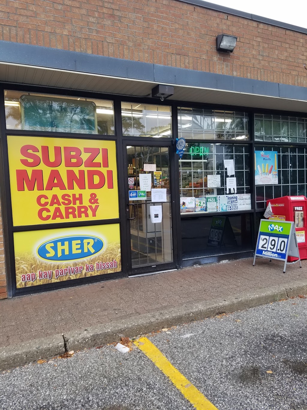 Subzi Mandi Cash & Carry | 900 Middlefield Rd, Scarborough, ON M1V 4X1, Canada | Phone: (416) 754-0033