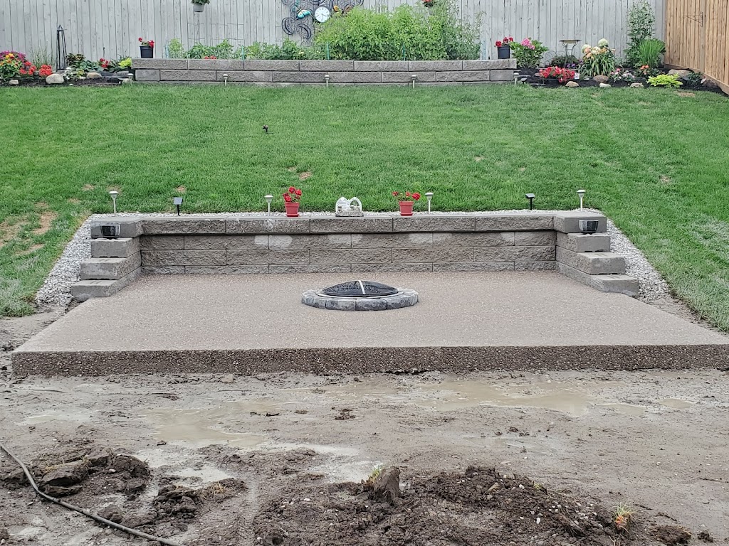 Young concrete creations | 2795 25th Side Rd, Innisfil, ON L9S 2J1, Canada | Phone: (289) 541-5499