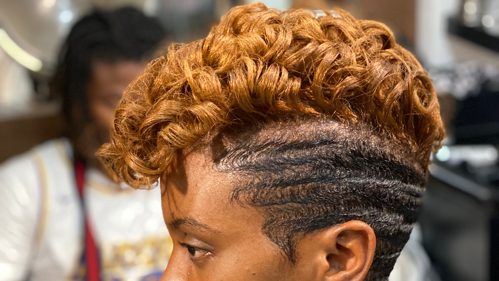 Mapozi hair | 69 Montréal Rd, Ottawa, ON K1L 6E8, Canada | Phone: (613) 746-4004
