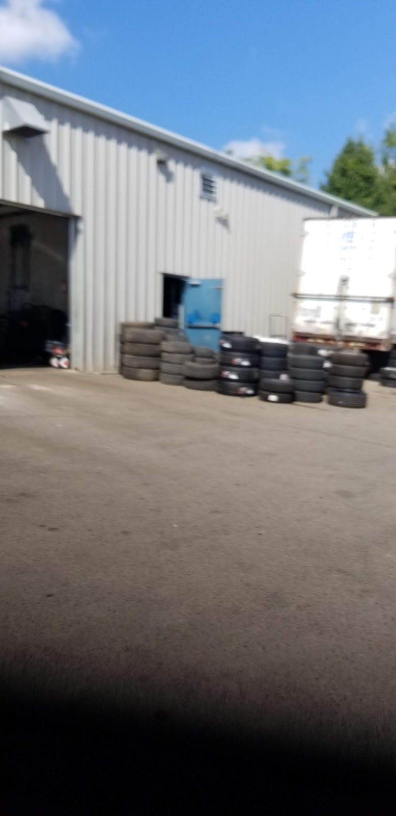 GT Tires | 1704 Gore Rd, London, ON N5W 5L5, Canada | Phone: (519) 451-2284