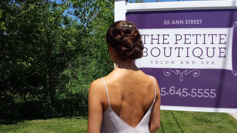 The Petite Boutique Salon and Spa | 55 Ann St, Bracebridge, ON P1L 2C1, Canada | Phone: (705) 645-5555