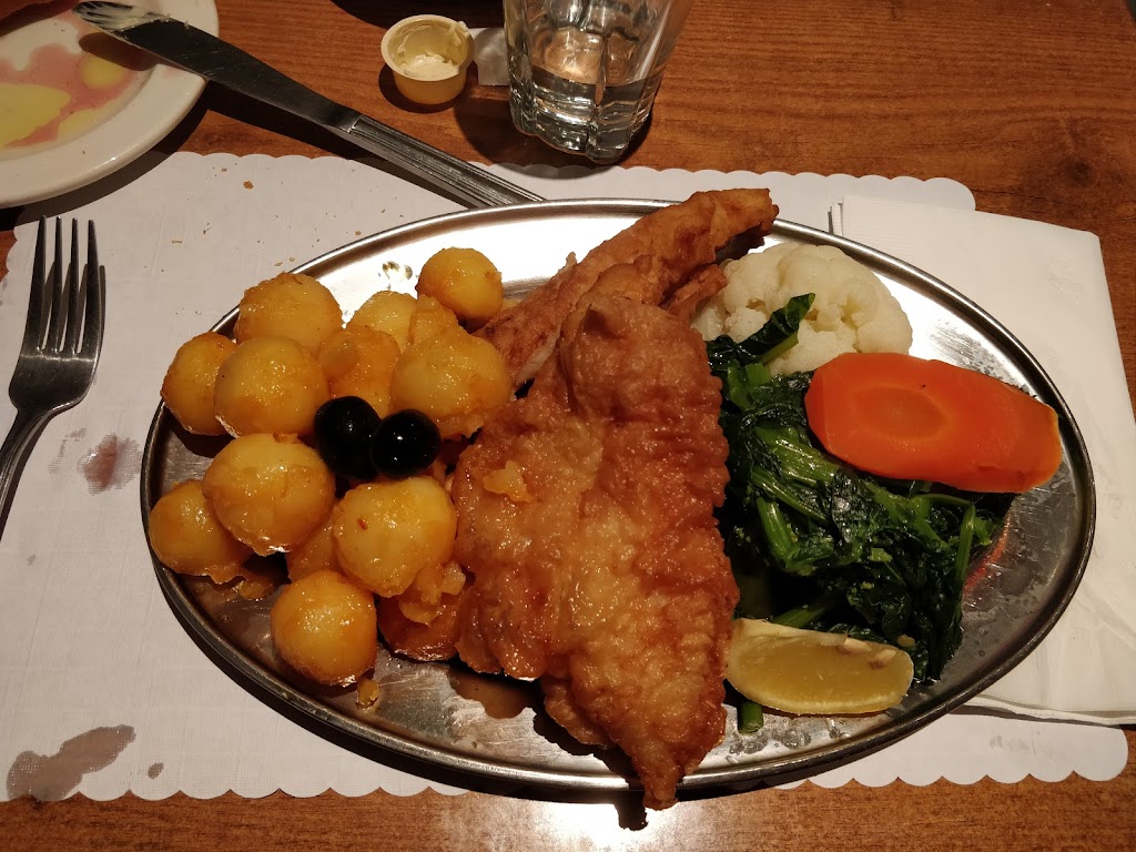 DaRosa Cafe & Restaurant | 2853 Dufferin St, North York, ON M6B 3S4, Canada | Phone: (416) 256-4544