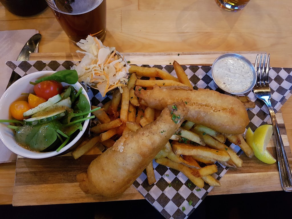Enclave Resto-Bar et Terrasse | 150 Rue Jean Coutu, Varennes, QC J3X 1P7, Canada | Phone: (450) 652-4855 ext. 204