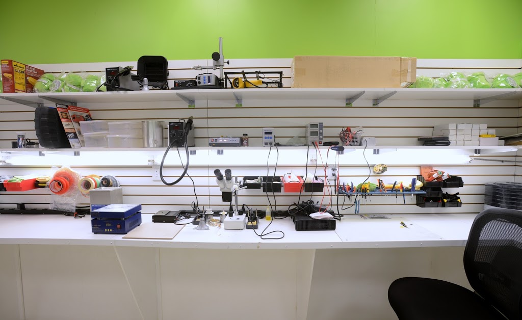 CPR Cell Phone Repair Etobicoke | 1557 The Queensway #110, Etobicoke, ON M8Z 1T8, Canada | Phone: (416) 477-1150