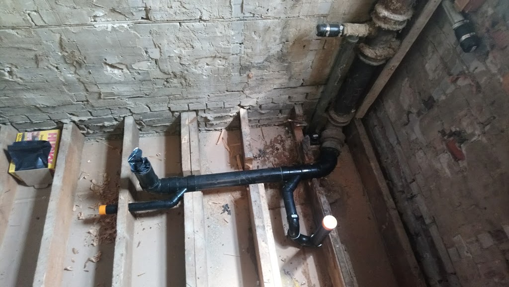 Mega City Drains and plumbing services | 16 Cosburn Ave, East York, ON M4K 2E7, Canada | Phone: (416) 466-4812