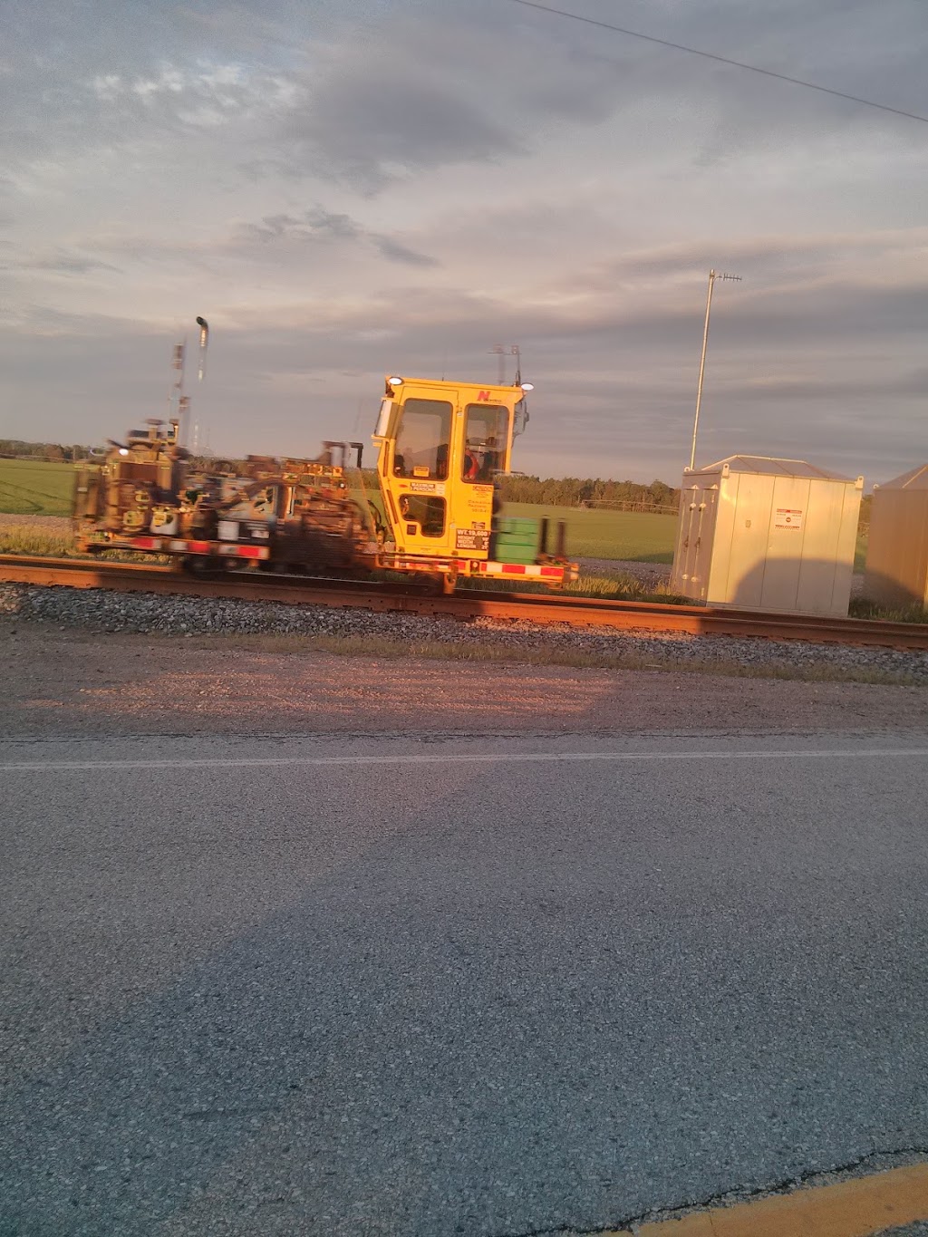 HJV Equipment | 5900 County Rd 10, Alliston, ON L9R 1V2, Canada | Phone: (705) 435-3226