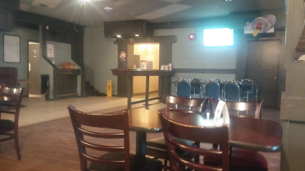 Roadhouse Pub | 5325 Trans-Canada Hwy, Duncan, BC V9L 5J2, Canada | Phone: (250) 597-1828