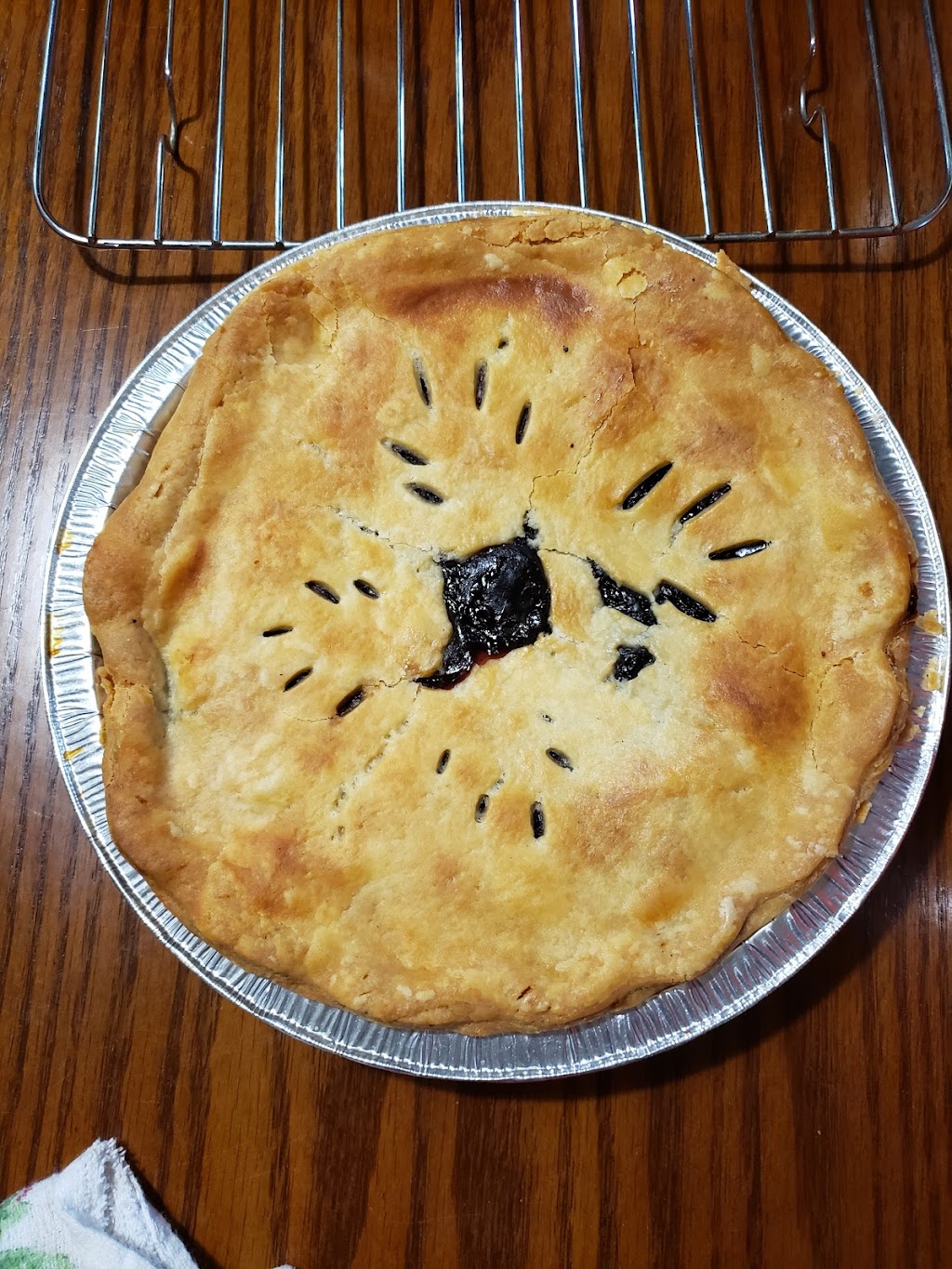 Karls Bakery | 100 Rue Saint-Jacques, Chapeau, QC J0X 1M0, Canada | Phone: (819) 689-2259