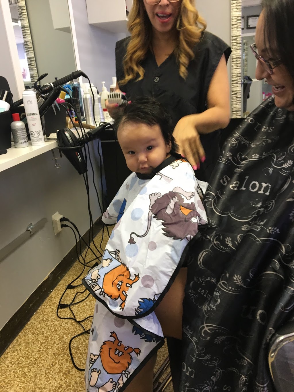 Iris Hair Salon Inc | 605 Hermitage Rd NW, Edmonton, AB T5A 4M2, Canada | Phone: (780) 902-7296