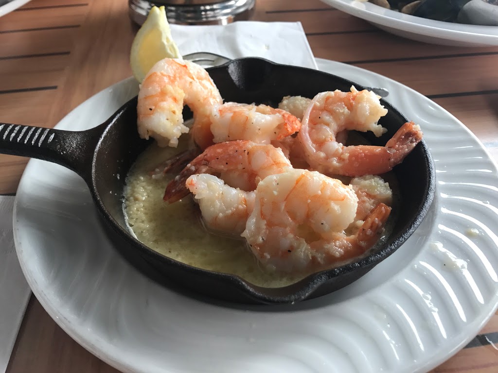 Shady Island Seafood Bar & Grill | 3800 Bayview St, Richmond, BC V7E 5W3, Canada | Phone: (604) 275-6587