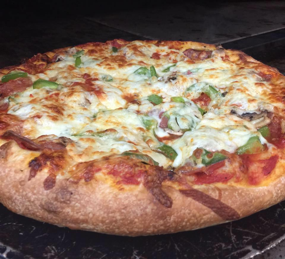 Riverside Pizzeria Ottawa | 3679 Riverside Dr, Ottawa, ON K1V 1G8, Canada | Phone: (613) 260-8555