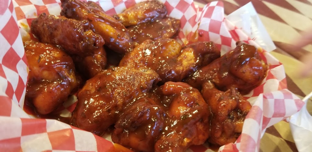 Pinos Pizza | 535 Huron St, Stratford, ON N5A 5T7, Canada | Phone: (519) 273-5555