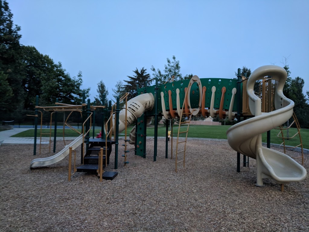 Gerstmar Park | 955 Gerstmar Rd, Kelowna, BC V1X 4B8, Canada