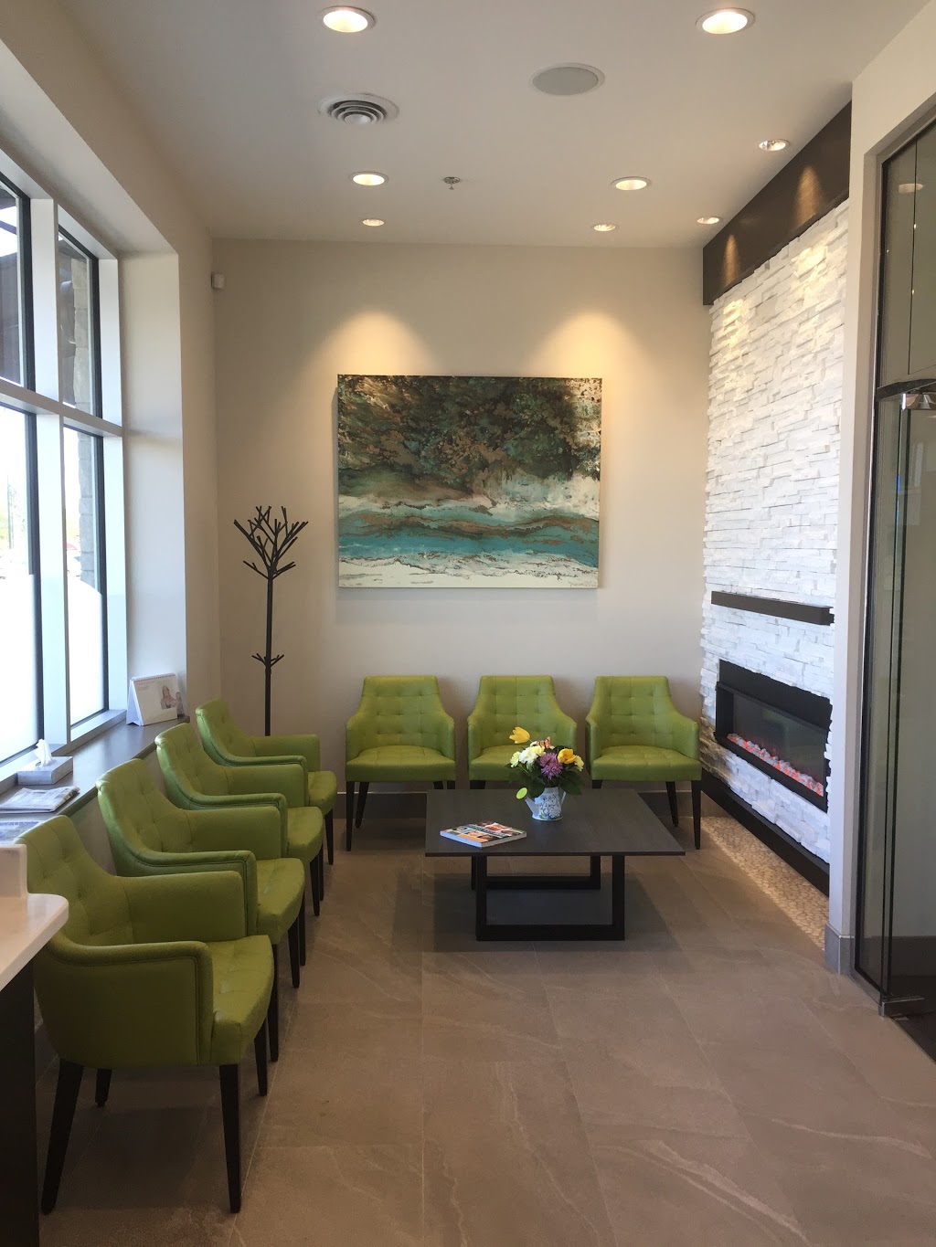 PQB Dental Clinic Dr. Mike Rogers | Wembley Mall, 826 Island Hwy W #4, Parksville, BC V9P 2B7, Canada | Phone: (250) 586-6677