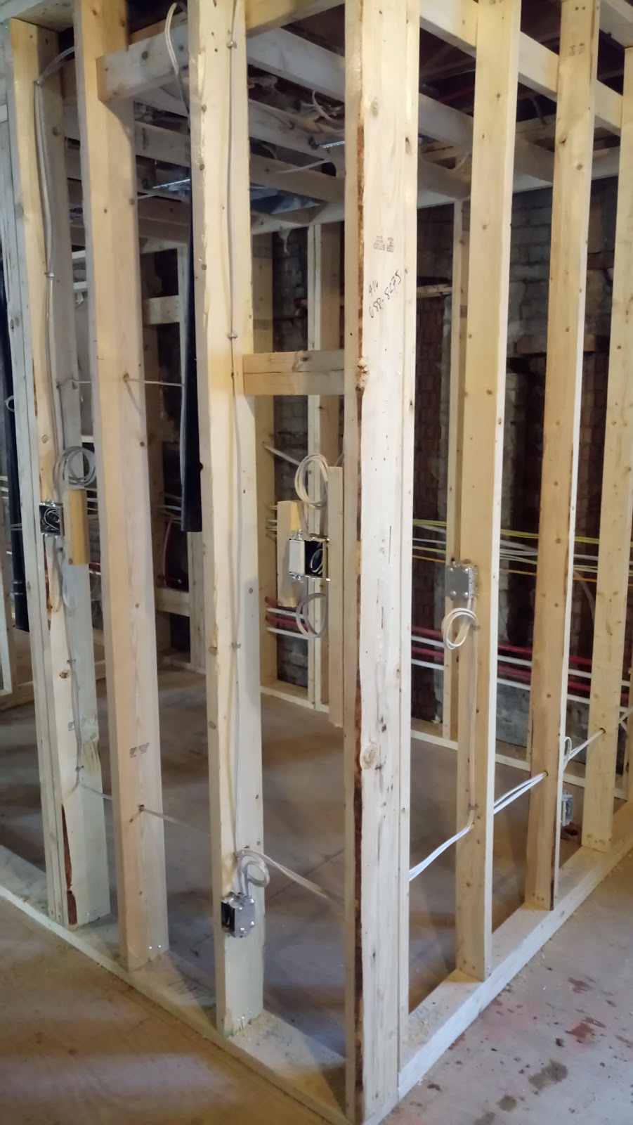 Rare Electrical Service Corp. | 703-2119 Lake Shore Blvd W, Etobicoke, ON M8V 4E8, Canada | Phone: (647) 236-2374