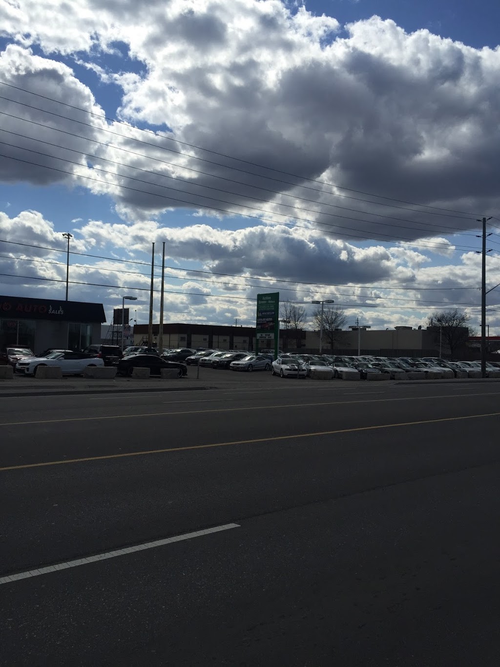 Looloo Auto Sales | 610 Martin St, Milton, ON L9T 3H6, Canada | Phone: (905) 901-3161