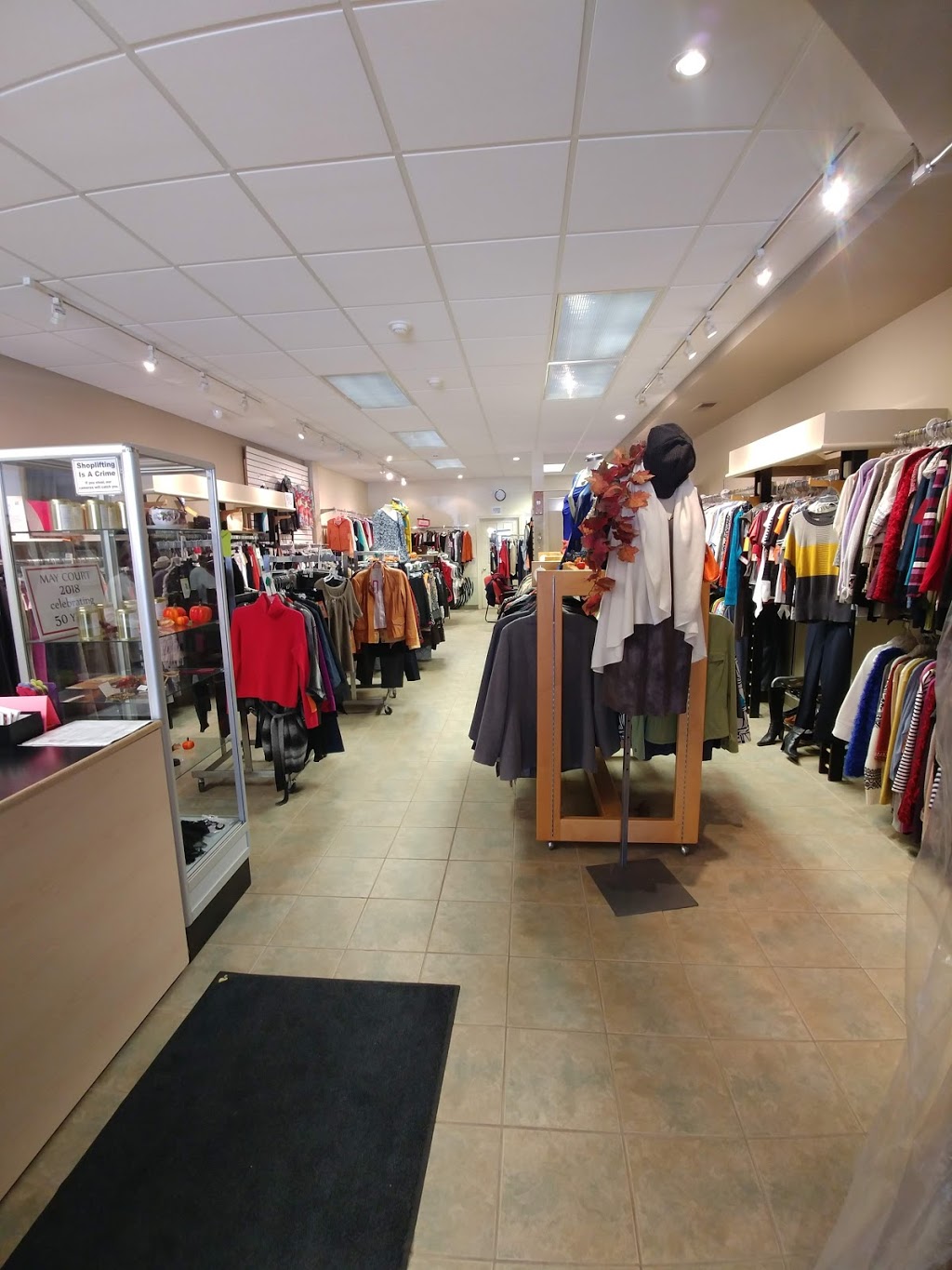 May Court Shop | 714 Belmont Ave W, Kitchener, ON N2M 1P2, Canada | Phone: (519) 745-4412