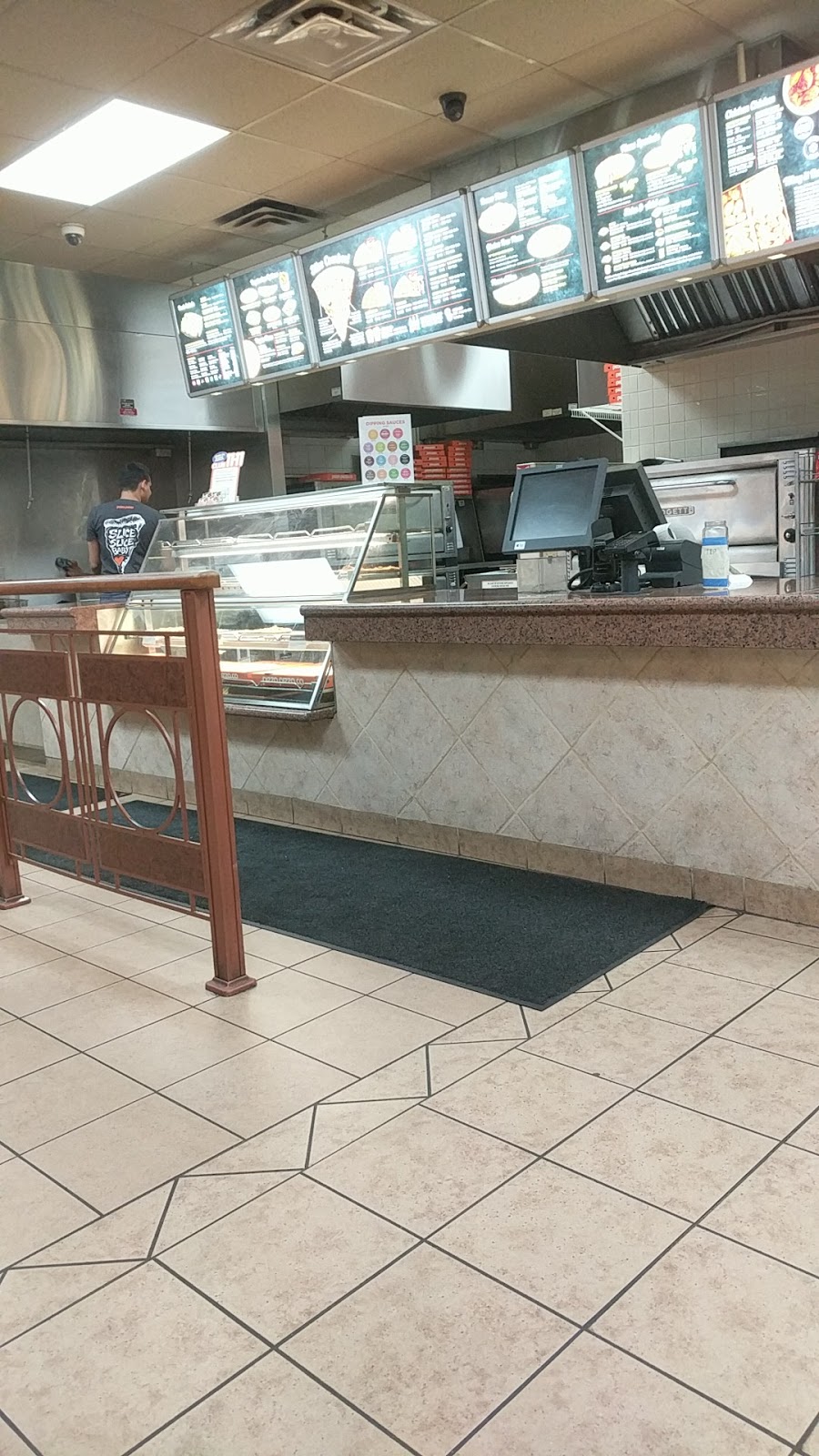 Pizza Pizza | 5400 Tecumseh Rd E, Windsor, ON N8T 1C7, Canada | Phone: (519) 977-1111