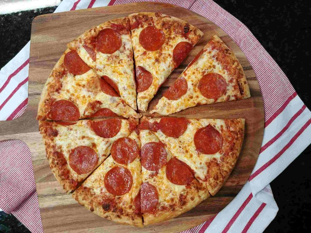 Pizza Express | 248 Stirling Ave S, Kitchener, ON N2G 3M9, Canada | Phone: (519) 742-2274