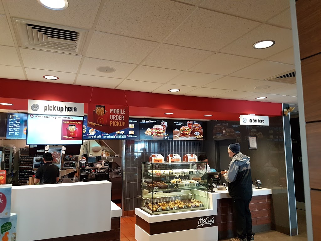 McDonalds | 7 Allen St, Weyburn, SK S4H 3N9, Canada | Phone: (306) 842-4660