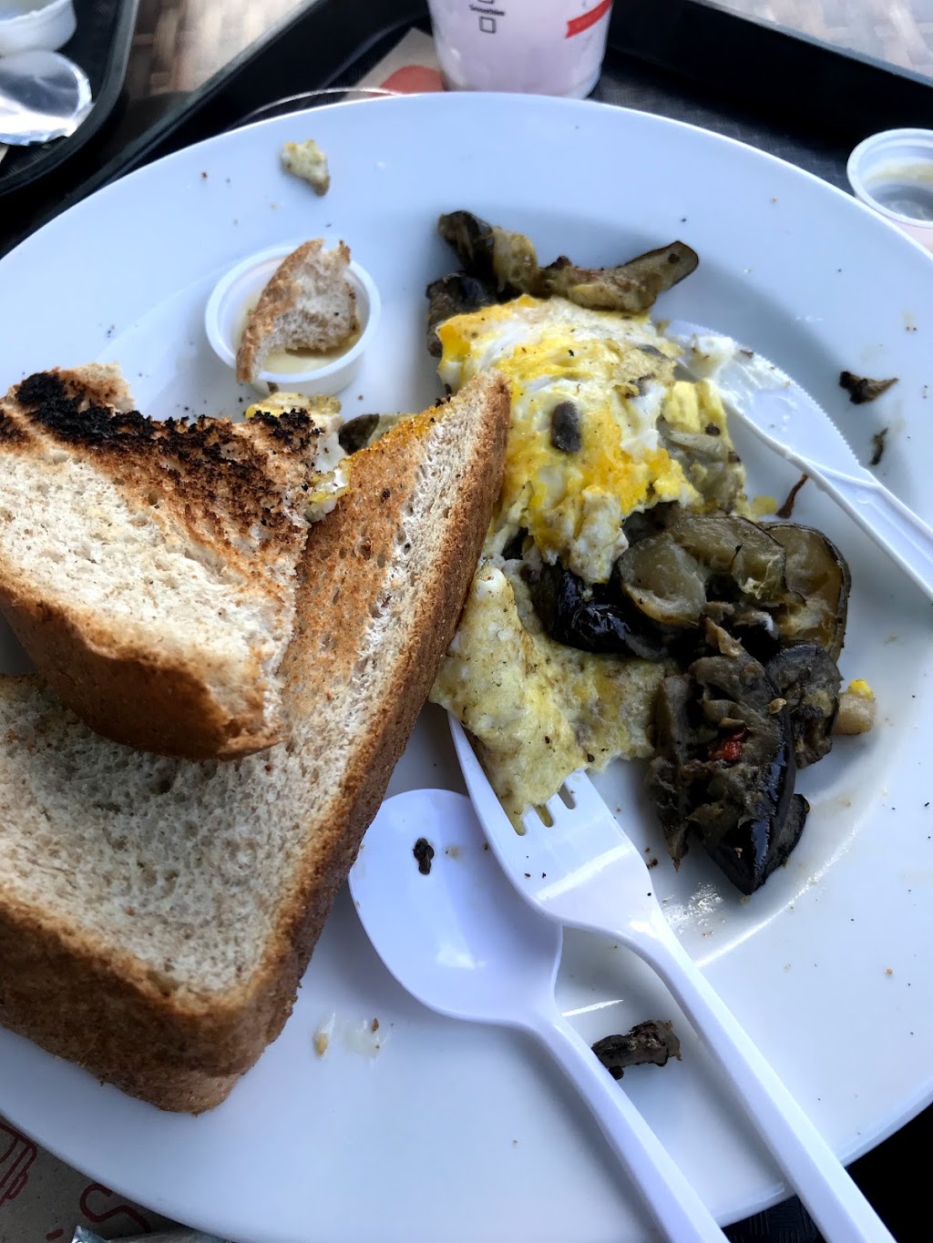 Presse Café | 1794 Avenue Pierre-Péladeau, Laval, QC H7T 2Z1, Canada | Phone: (450) 978-2233