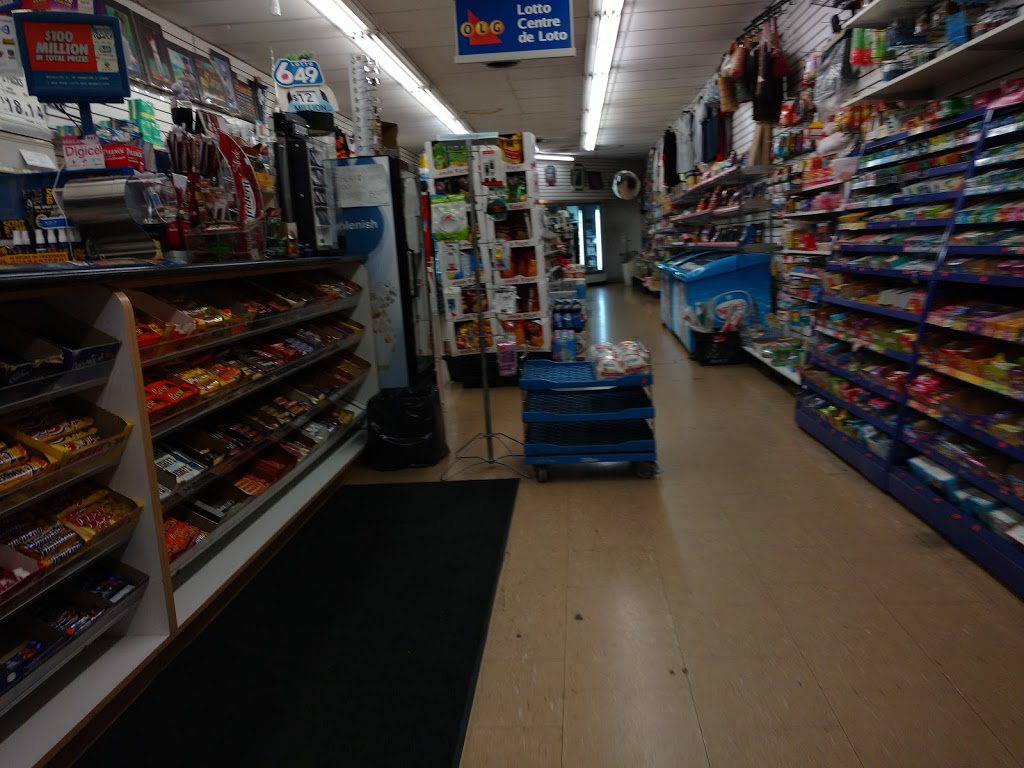 Queens Variety | convenience store | 374 Queen St E, Brampton, ON L6V 1C3, Canada | 9054592715 OR +1 905-459-2715