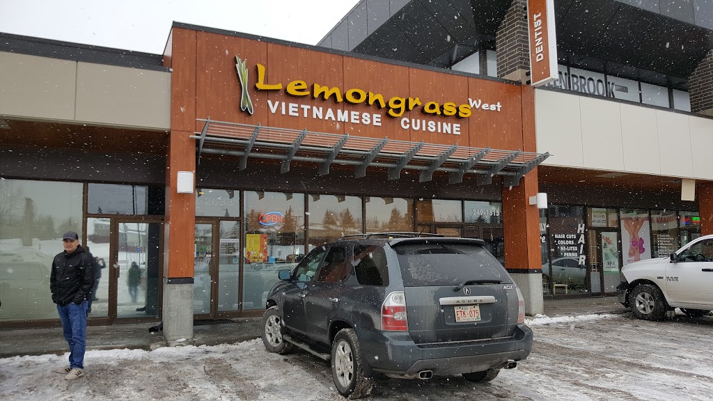 Lemongrass West restaurant | 3715 51 St SW #116, Calgary, AB T3E 6V2, Canada | Phone: (403) 242-2633