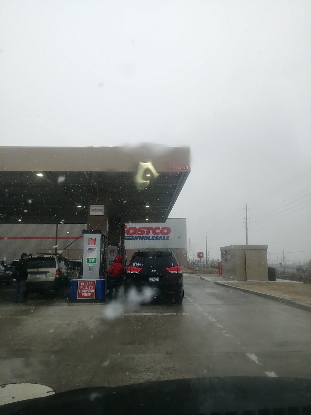 Costco Gas Station | 55 New Huntington Rd, Woodbridge, ON L4H 3M9, Canada | Phone: (289) 459-0921