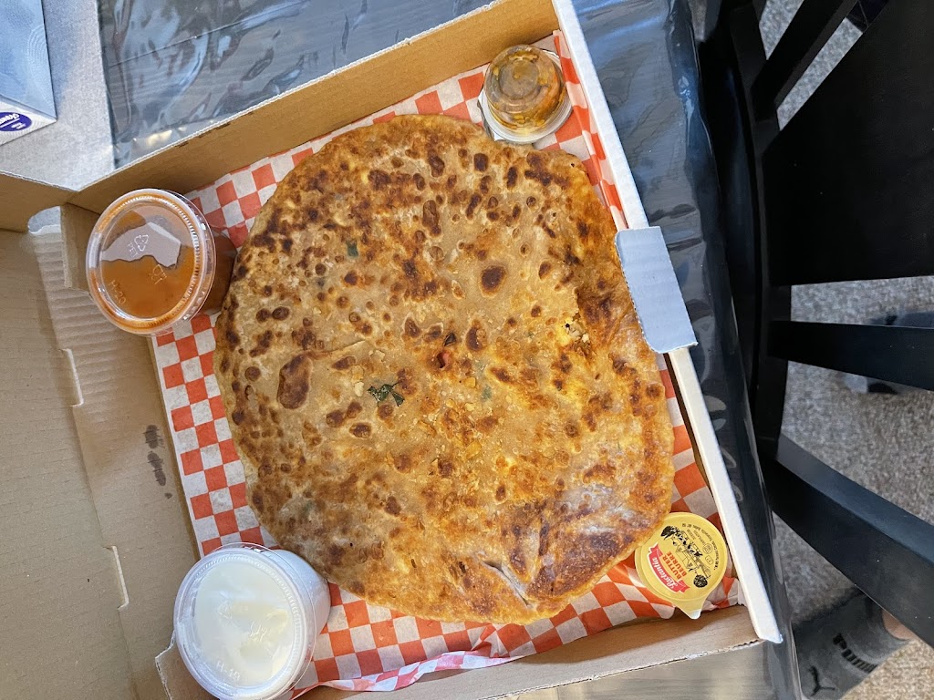 Paranthe Wali Gali | 2934 King St E, Kitchener, ON N2A 1A7, Canada | Phone: (519) 208-5464