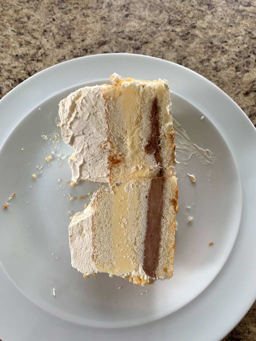 Roccos Bakery & Deli | 70 Victoria St E, Alliston, ON L9R 1R2, Canada | Phone: (705) 435-0388