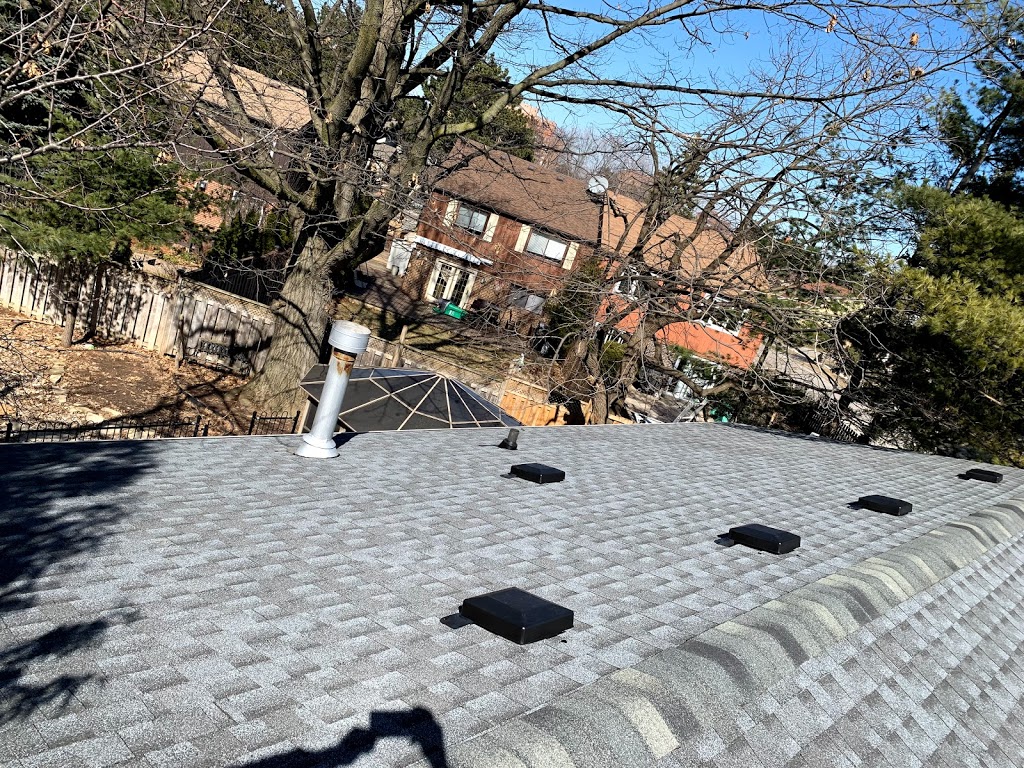 Roofers4u | 24 Castle Mountain Dr, Brampton, ON L6R 2Y1, Canada | Phone: (647) 997-2006