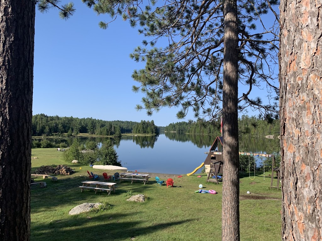 Ravenscroft Cottages Inc. | 19 Jumping Caribou Rd, Temagami, ON P0H 2H0, Canada | Phone: (705) 569-3865