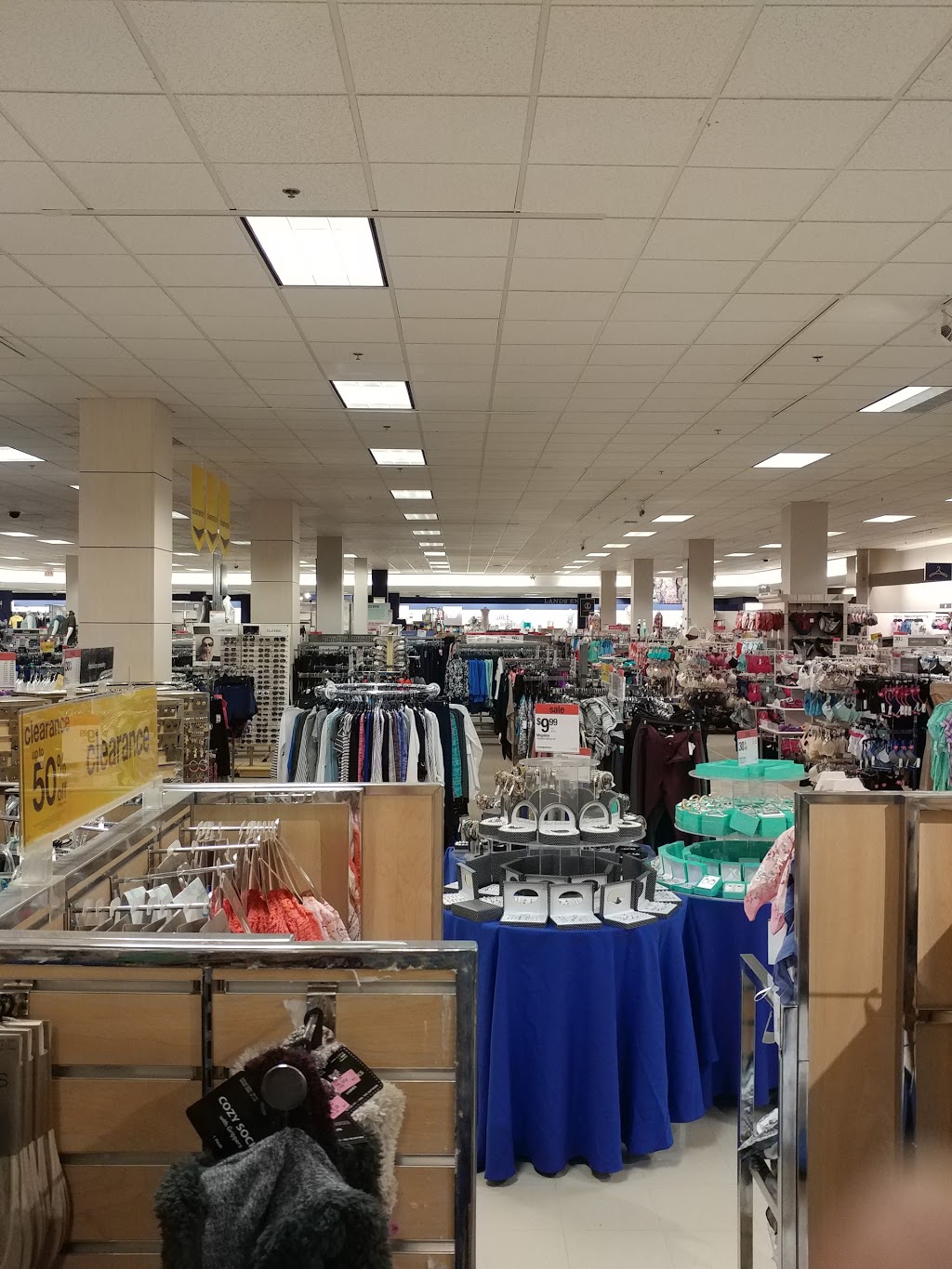 Sears | 3701 McKinley Pkwy, Buffalo, NY 14219, USA | Phone: (716) 821-5700