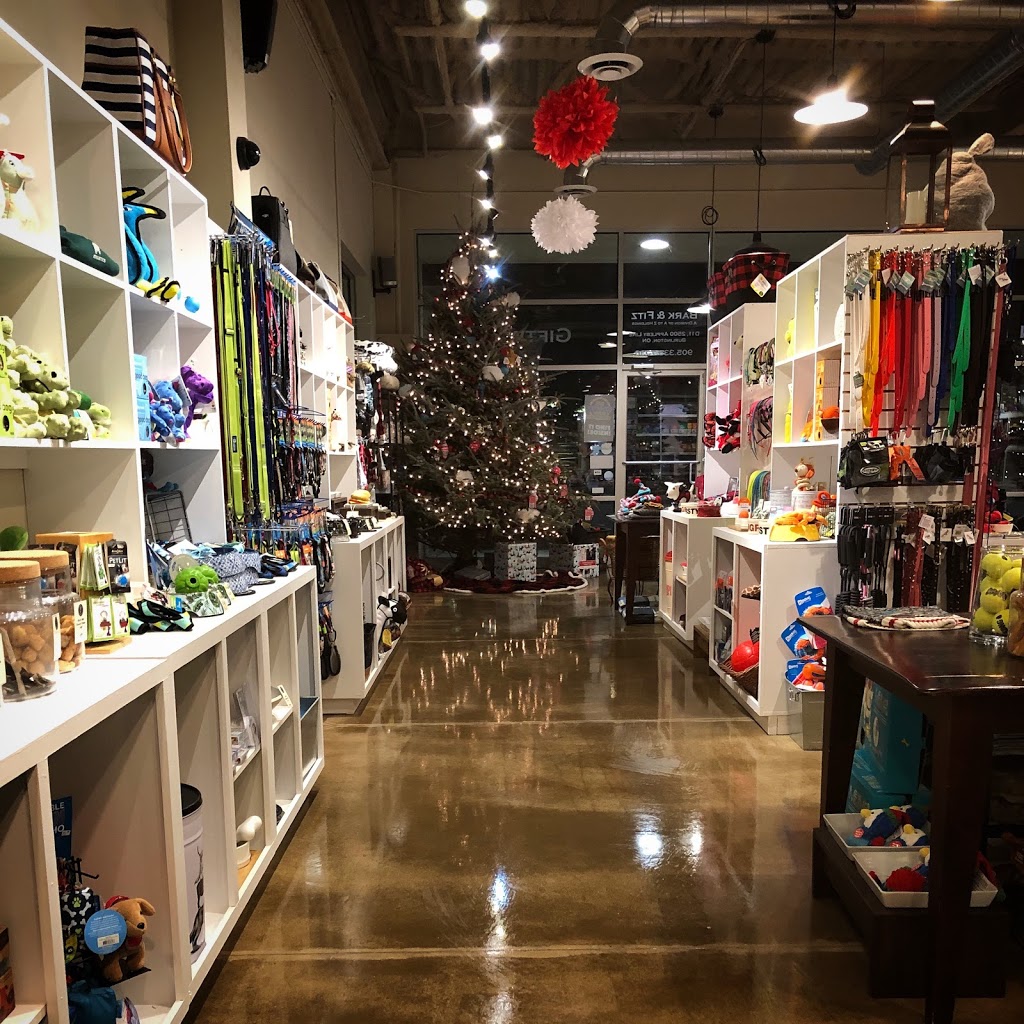 Bark & Fitz Dog & Cat | 2500 Appleby Line, Burlington, ON L7L 0A2, Canada | Phone: (905) 335-7036