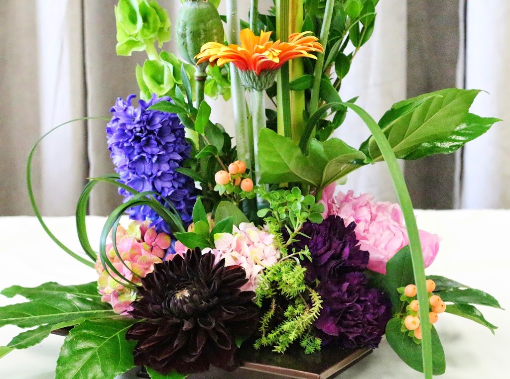 Talisman Flowers | 471 Hazeldean Rd, Kanata, ON K2L 4B8, Canada | Phone: (613) 831-3939